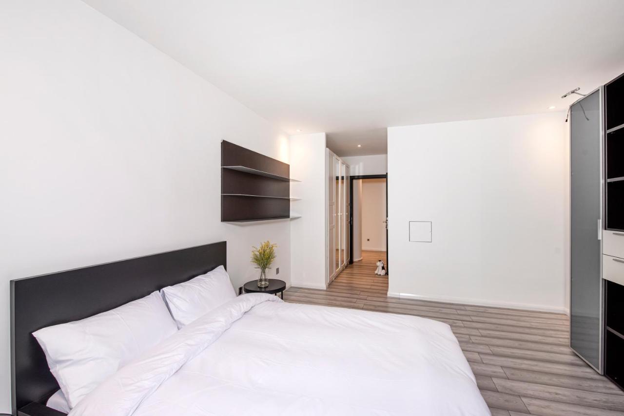Large And Central 2 Bed Londres Exterior foto
