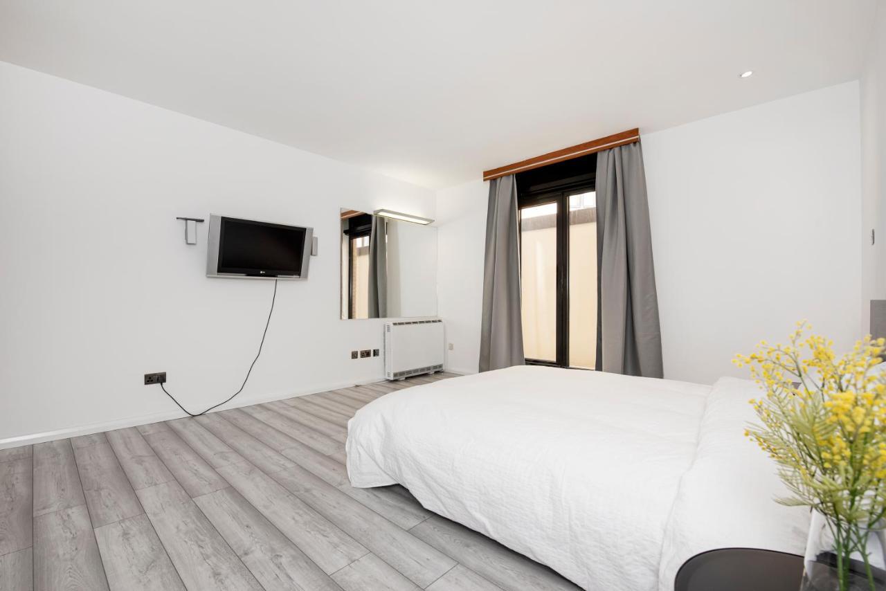 Large And Central 2 Bed Londres Exterior foto